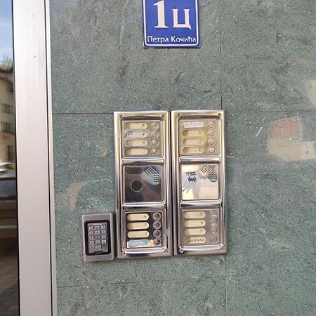 Ugodan I Luksuzan Apartman بانيا لوكا المظهر الخارجي الصورة
