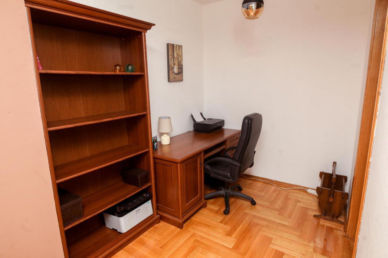 Ugodan I Luksuzan Apartman بانيا لوكا المظهر الخارجي الصورة