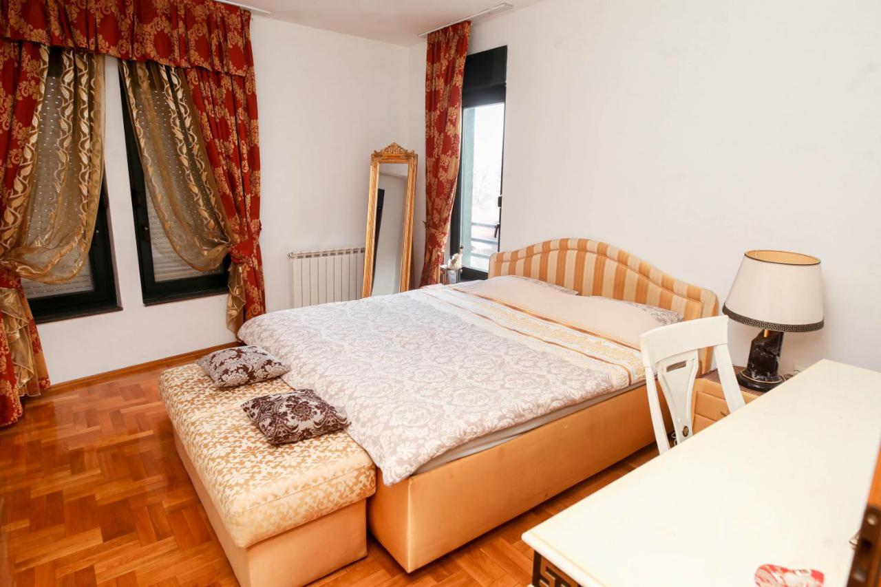 Ugodan I Luksuzan Apartman بانيا لوكا المظهر الخارجي الصورة